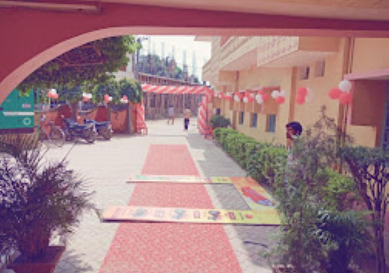 Vijieya Hotel Bihar Saharsa Exterior photo